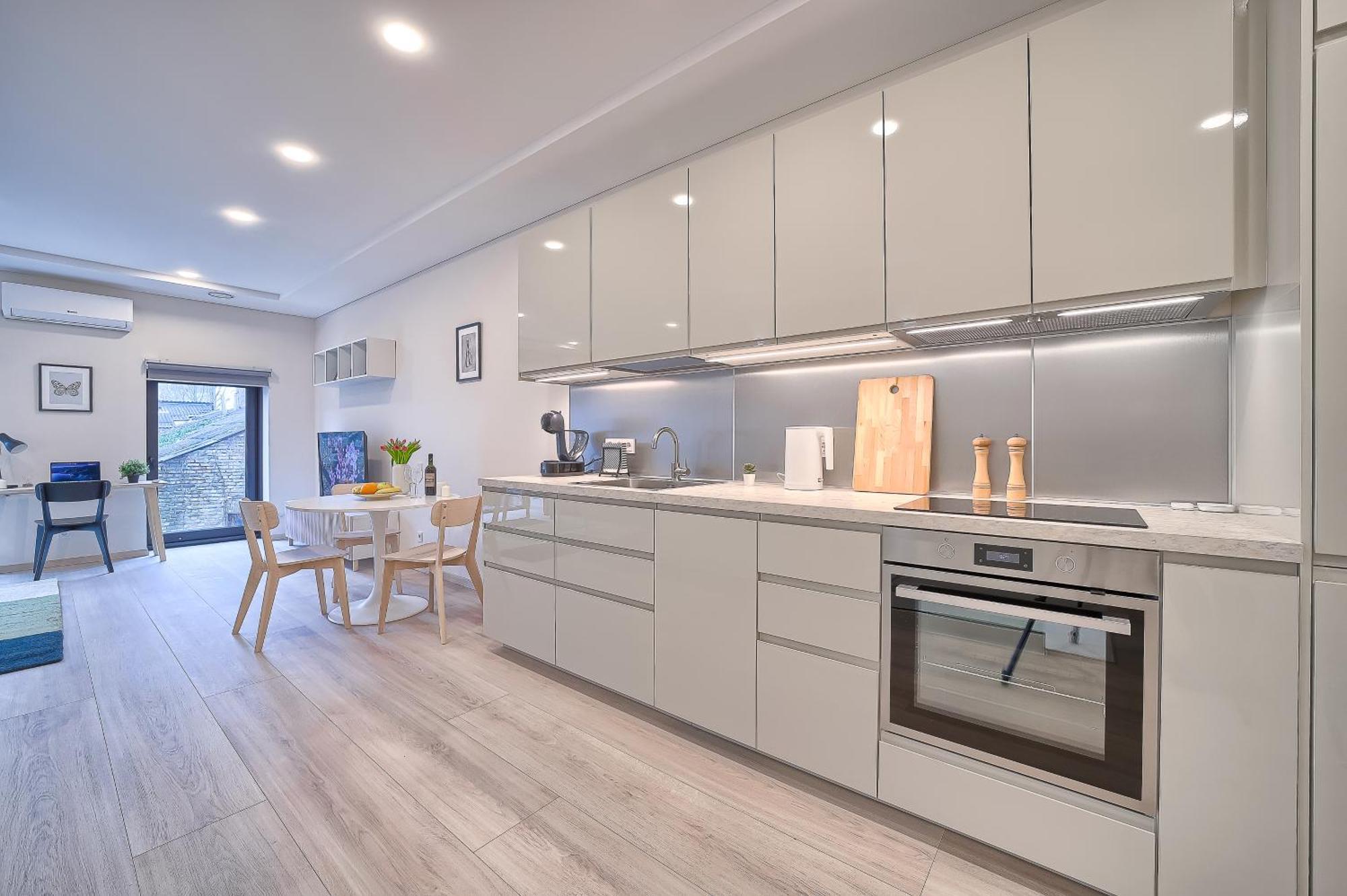Business-Class Apartments 2 X Free Parking X Self Check In 24X7 VNO Exterior foto